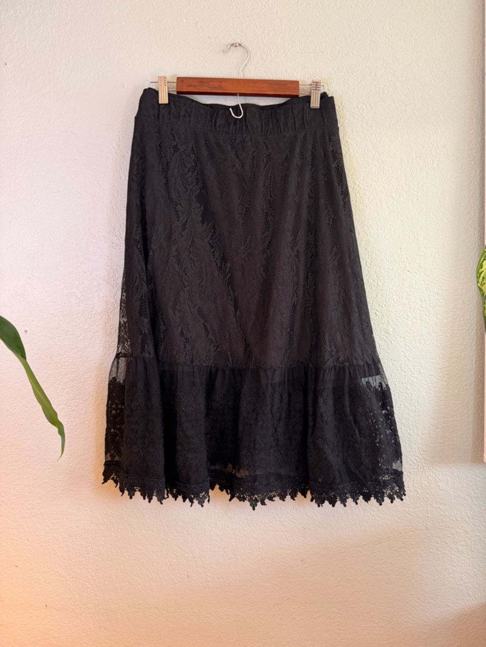 Torrid Lace Black Whimsigoth Full Lined Tiered Flowy Bohemian Skirt 1X - Picture 4 of 12